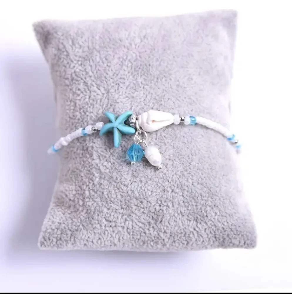 Starfish Beaded Ankle Bracelet - Picture 5 of 9
